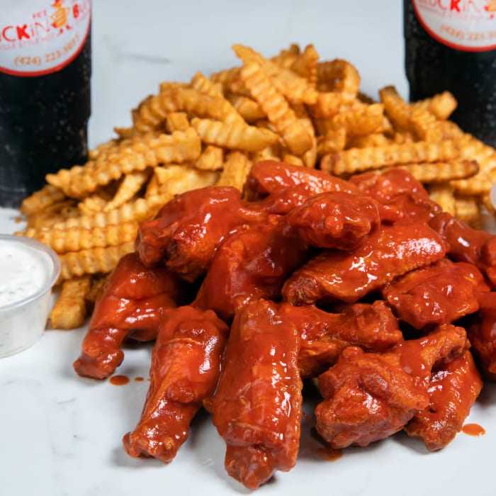 Wingin Clucker (20 Pieces).